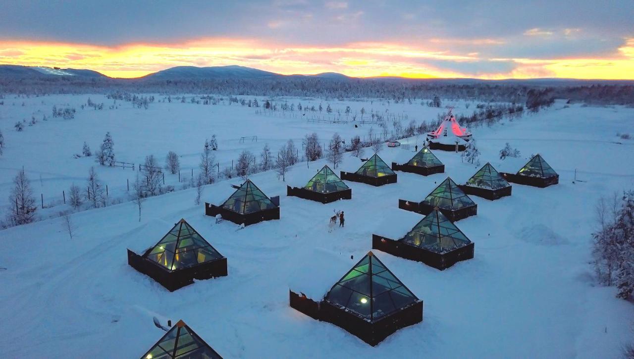 Aurora Pyramid Glass Igloos Kongas Exterior photo